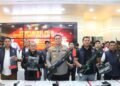 Konferensi pers penetapan tiga tersangka kericuhan Setokok di Polresta Barelang